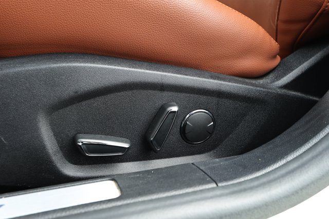 Used 2019 Ford Fusion Energi Titanium FWD image 24