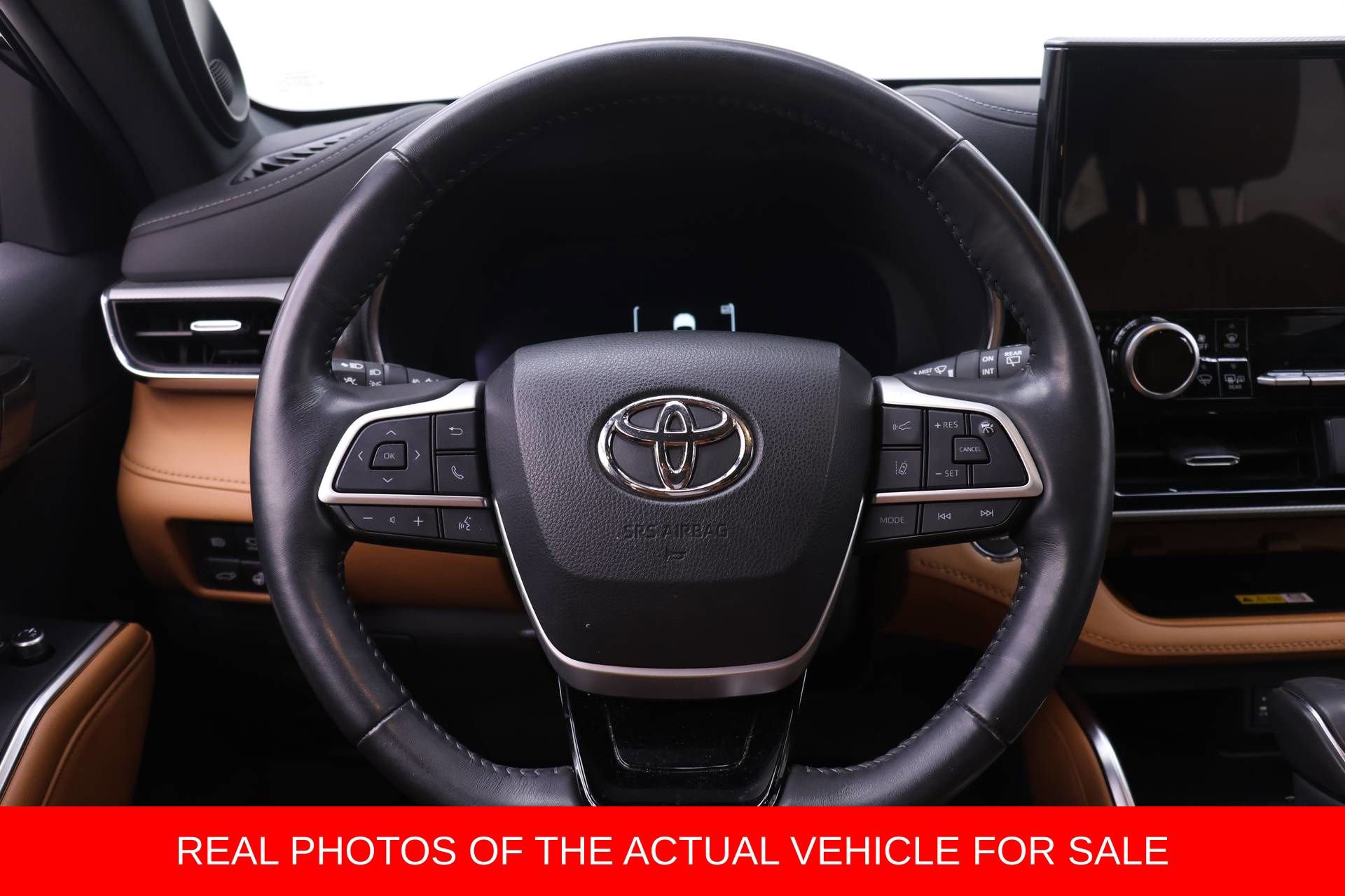 Used 2023 Toyota Highlander Platinum AWD/4WD image 13