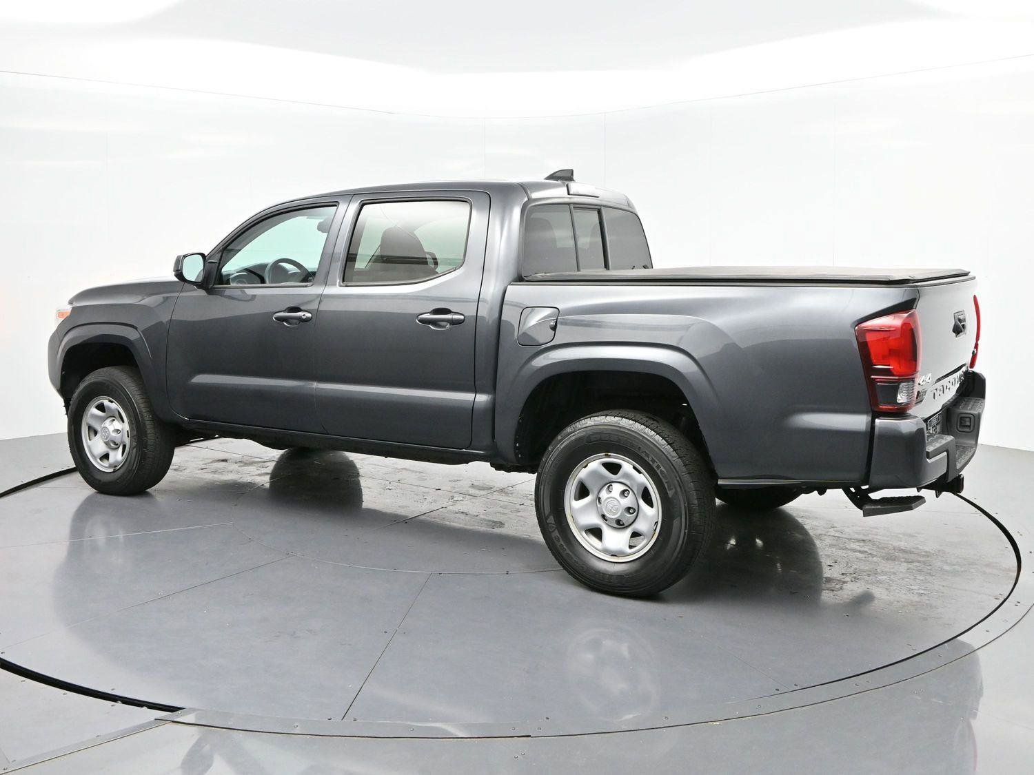 Used 2023 Toyota Tacoma SR AWD/4WD image 5