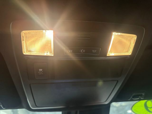 Used 2019 Toyota Tacoma TRD Sport image 32