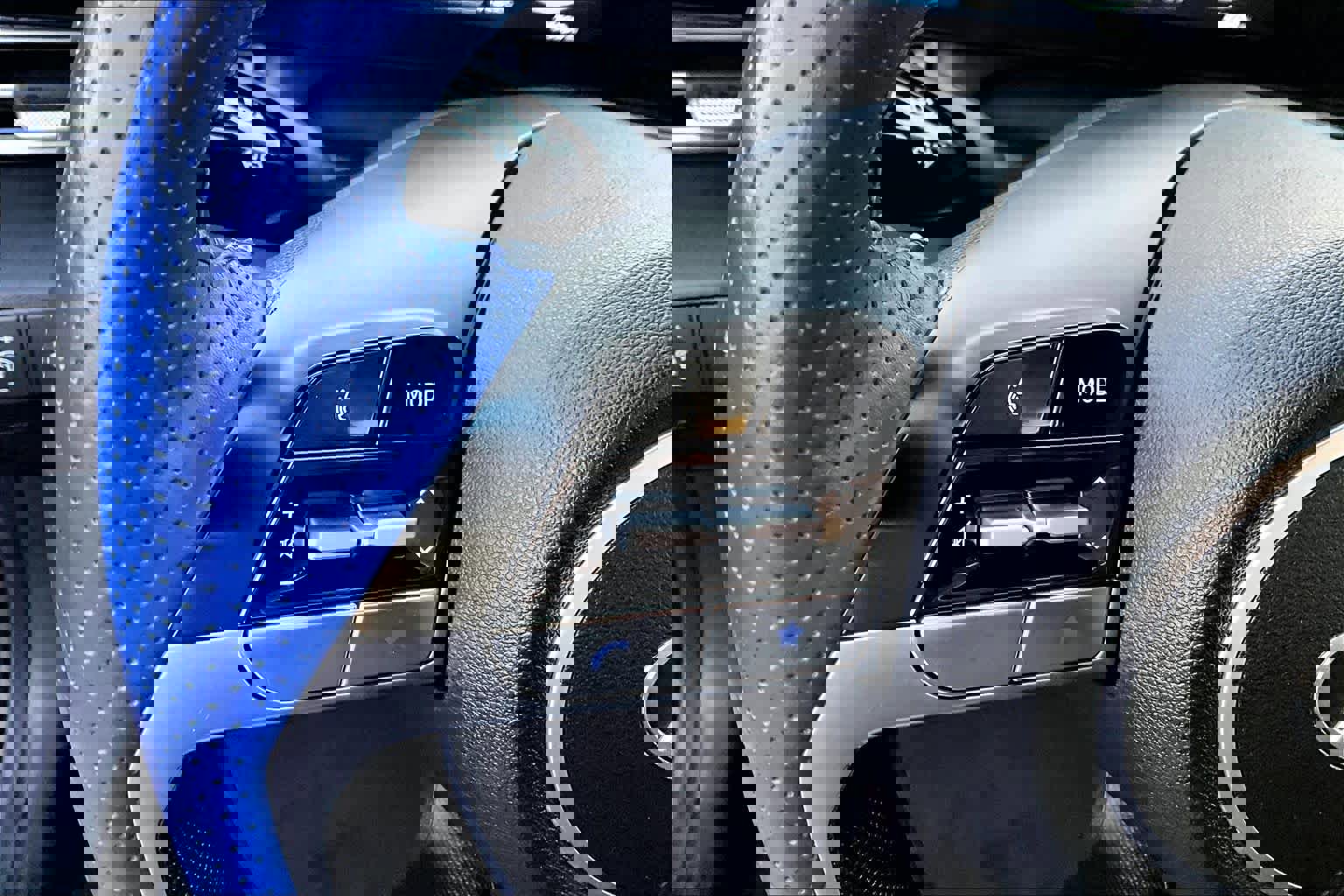 Used 2024 Hyundai Elantra SEL image 20