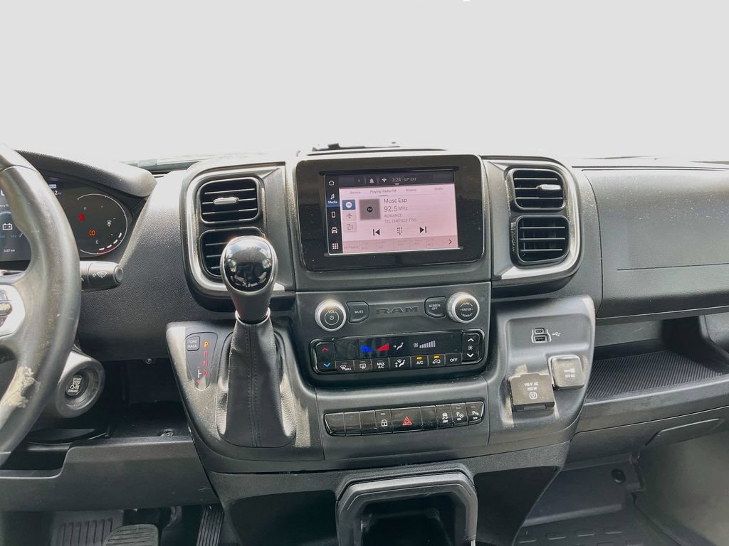 Used 2025 RAM ProMaster 2500 w/ Quick Order Package 22G SLT FWD image 14