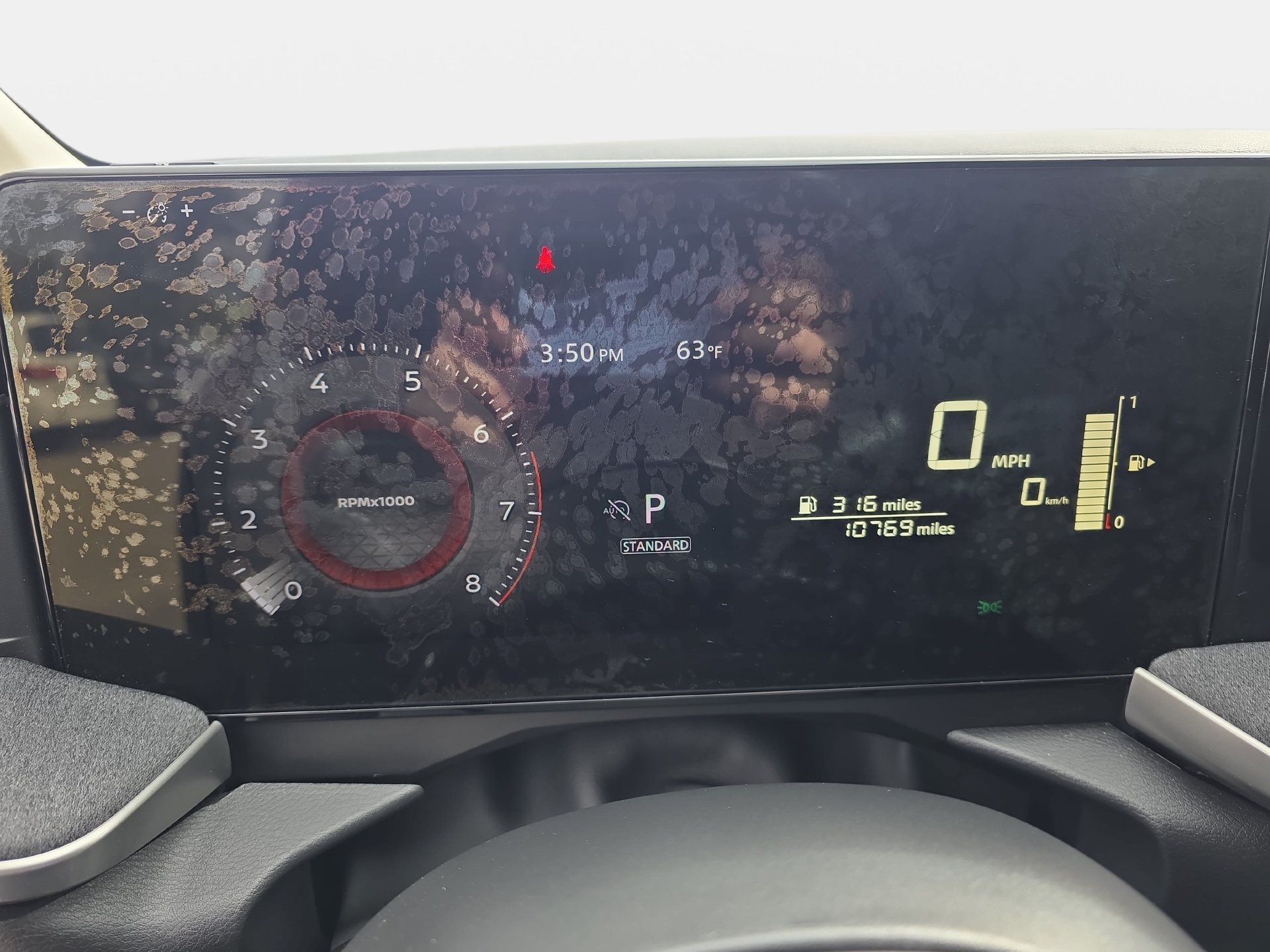 Certified 2025 Nissan Kicks SV FWD image 18