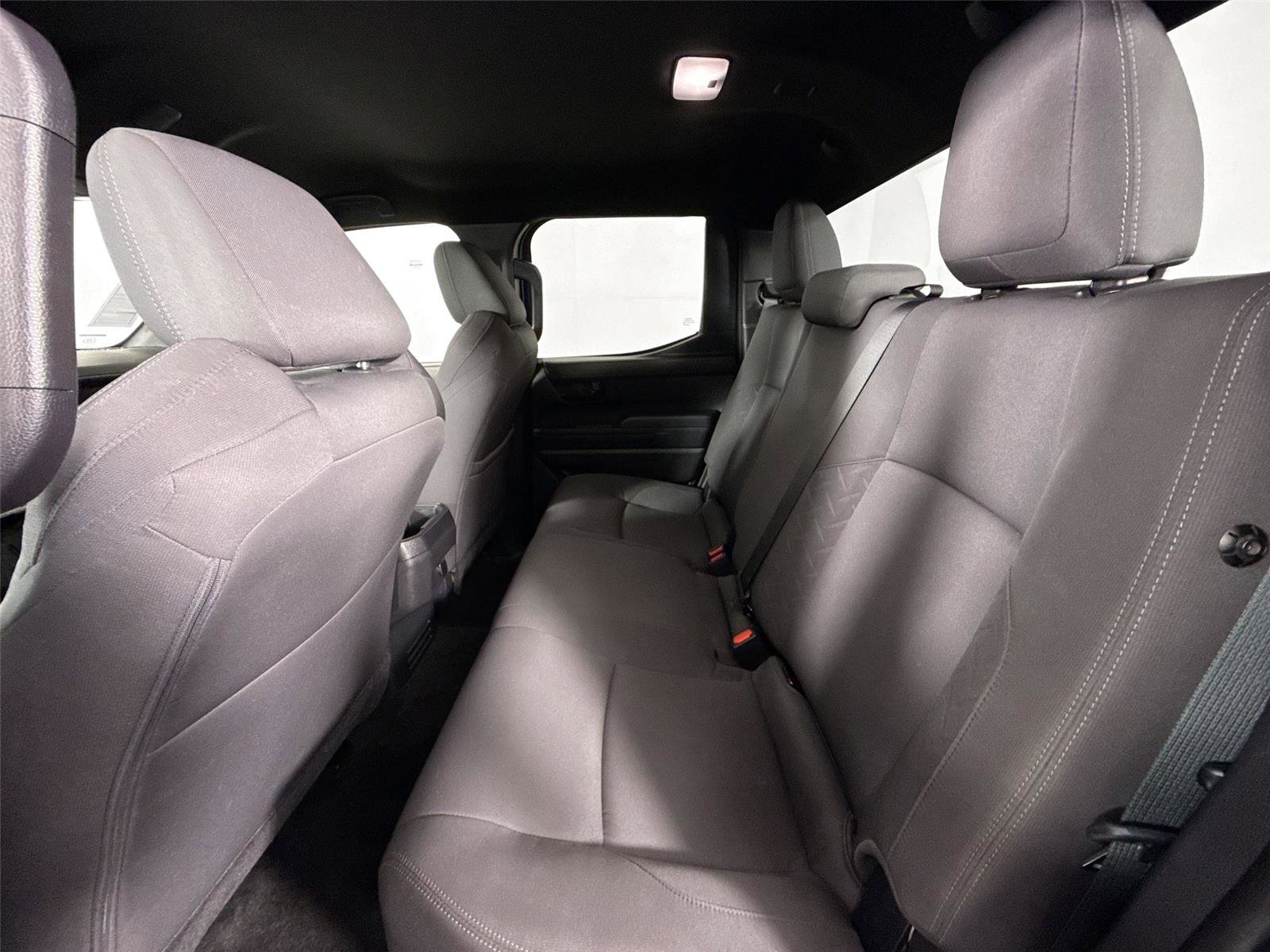 Certified 2024 Toyota Tacoma SR5 AWD/4WD image 30