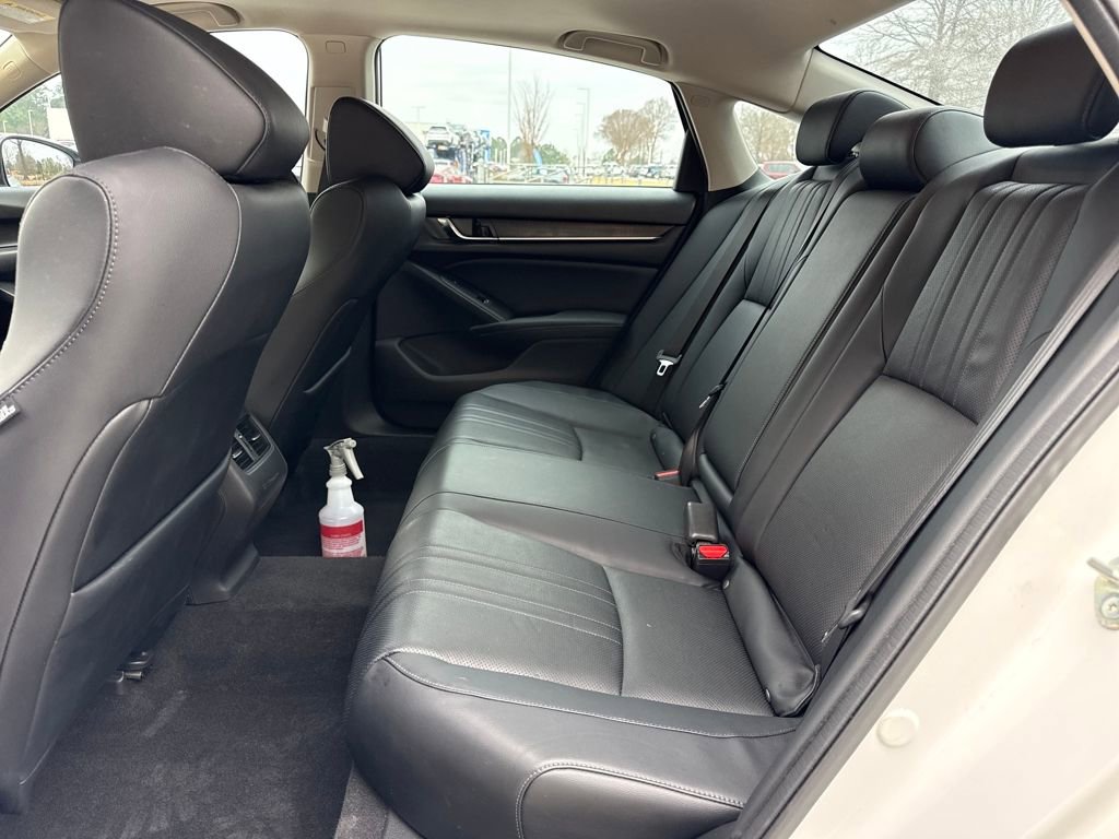 Used 2018 Honda Accord Touring image 26