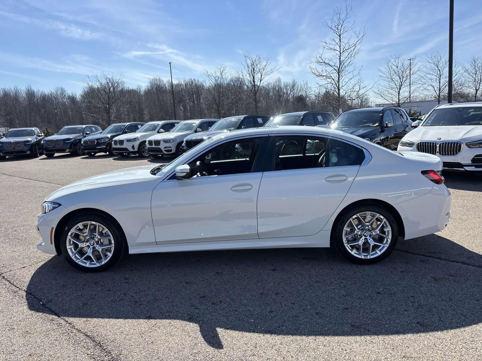 New 2026 BMW 330i xDrive Sedan w/ Premium Package AWD/4WD image 4