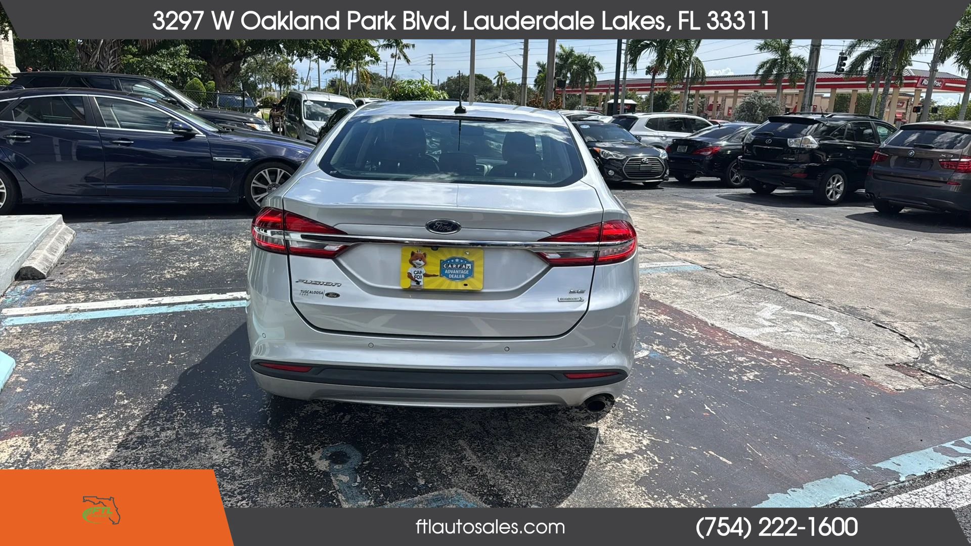Used 2018 Ford Fusion SE w/ Fusion SE Technology Package FWD image 10