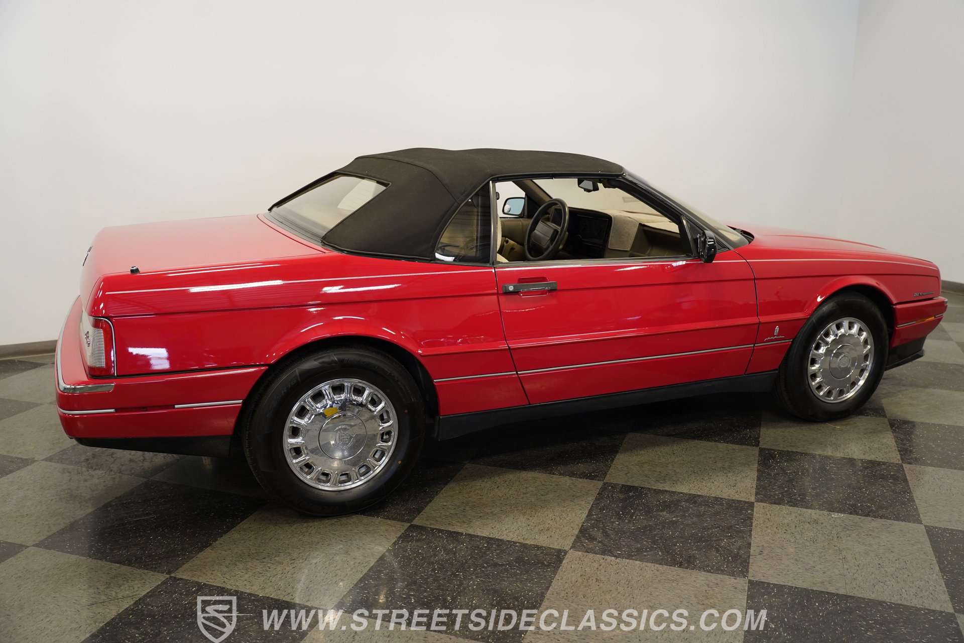 Used 1993 Cadillac Allante FWD image 14