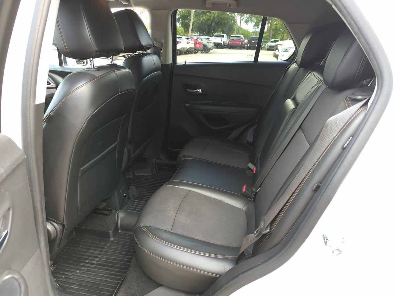 Used 2019 Chevrolet Trax LT w/ LT Convenience Package AWD/4WD image 20
