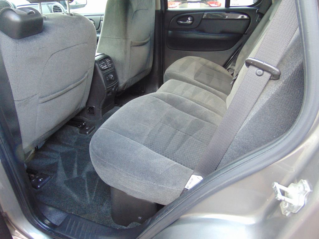 Used 2007 GMC Envoy SLE image 3