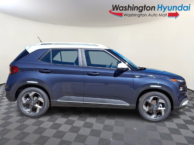 New 2026 Hyundai Venue SEL FWD image 7