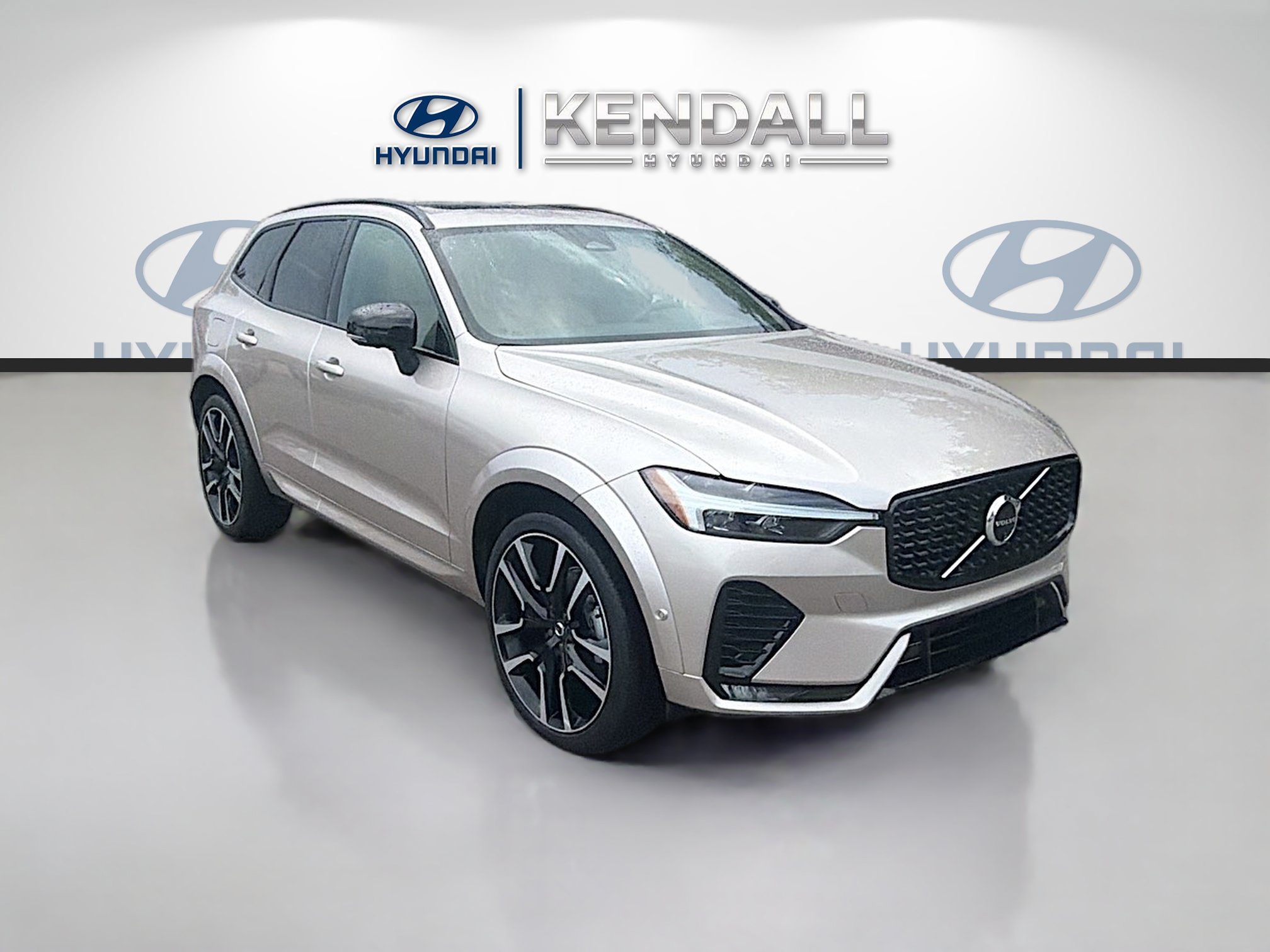 Used 2024 Volvo XC60 B5 Ultimate