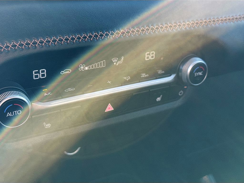 Used 2024 MAZDA CX-50 AWD 2.5 Turbo w/ Weather Package image 14