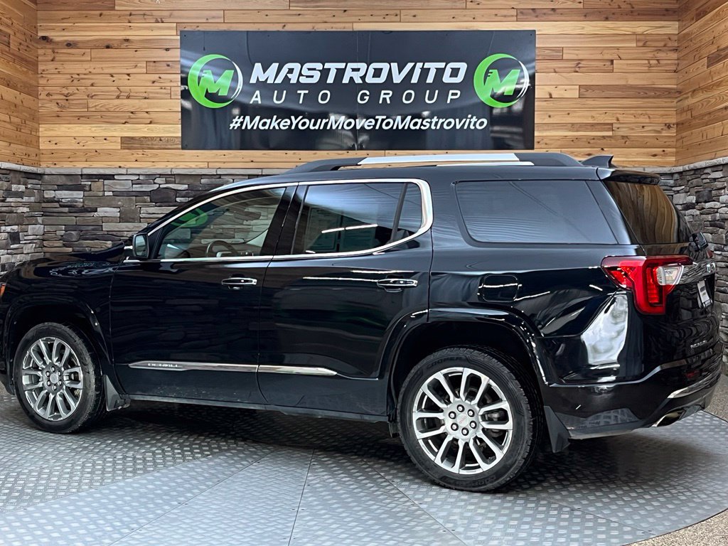 Used 2022 GMC Acadia Denali w/ Denali Technology Package AWD/4WD image 12