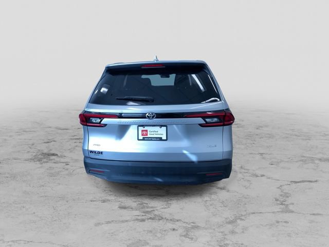 Certified 2025 Toyota Grand Highlander AWD image 9