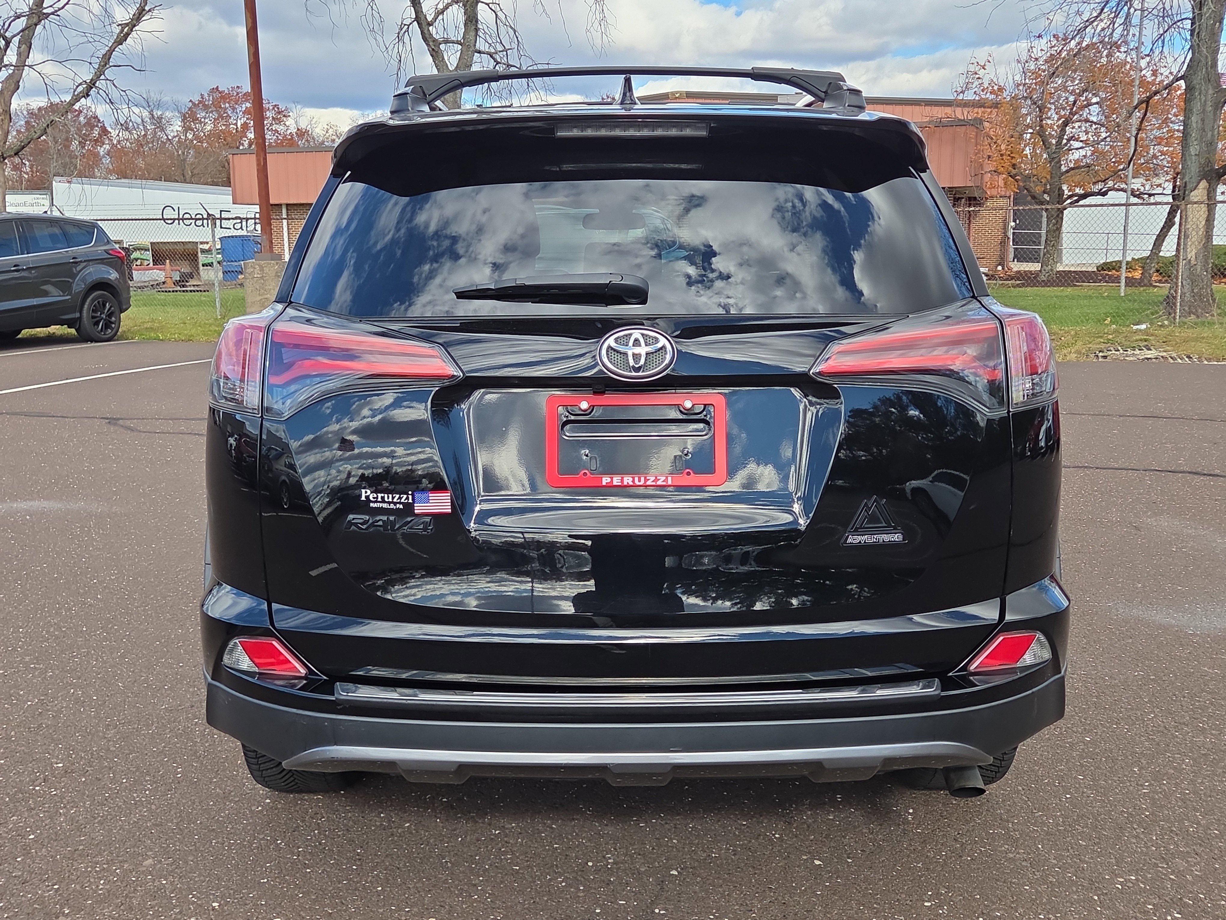 Used 2018 Toyota RAV4 Adventure image 4