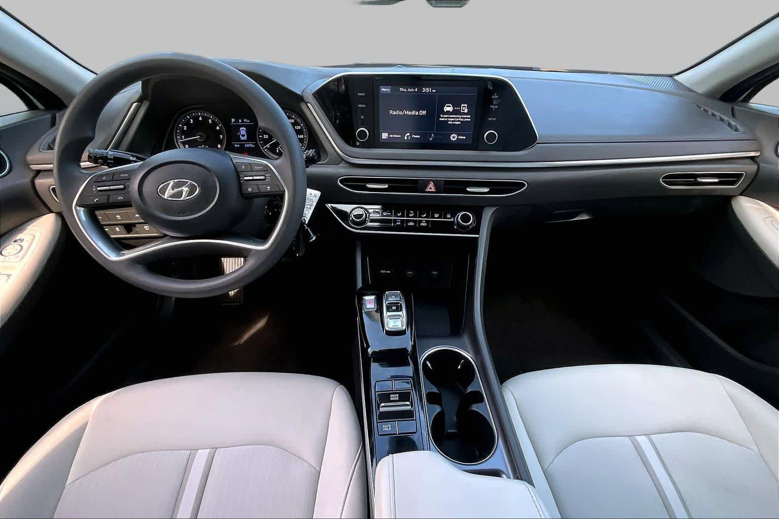 Used 2023 Hyundai Sonata SE FWD image 14