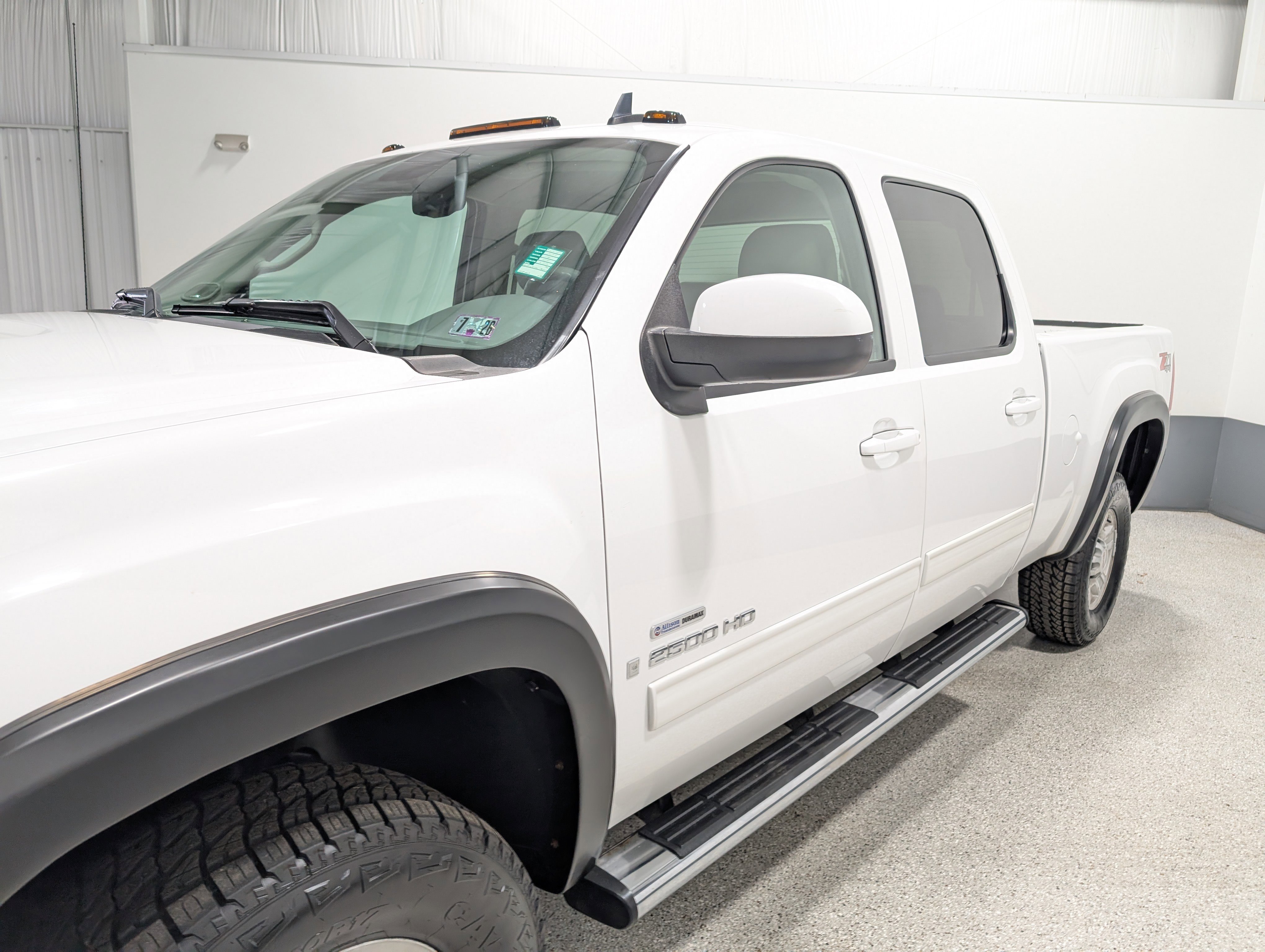 Used 2009 GMC Sierra 2500 SLT w/ SLT Convenience Package image 7