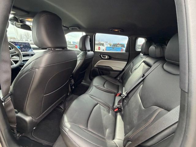 Used 2024 Jeep Compass Limited image 13
