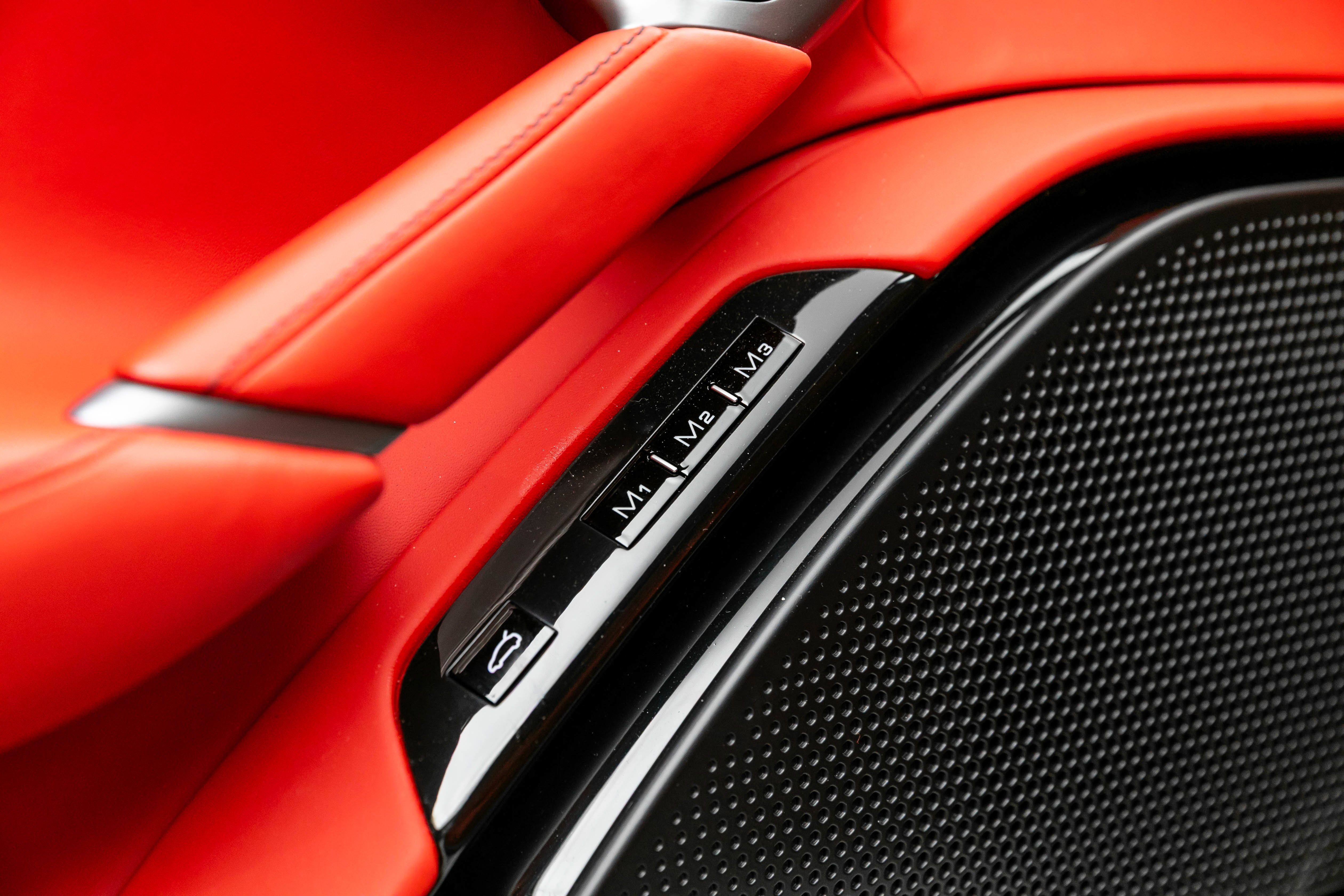 Certified 2022 Ferrari Roma image 15