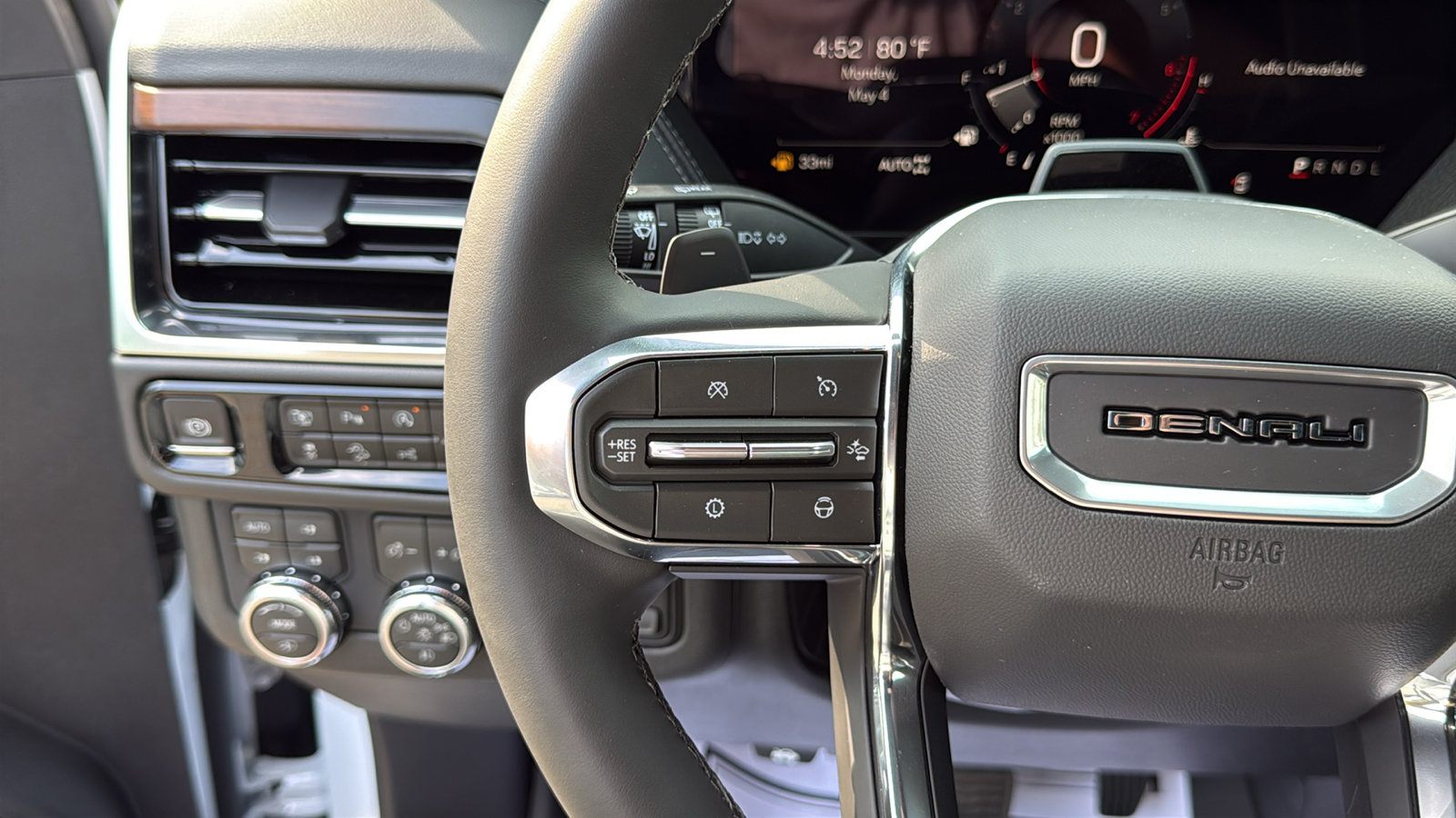 New 2026 GMC Yukon XL Denali AWD/4WD image 10