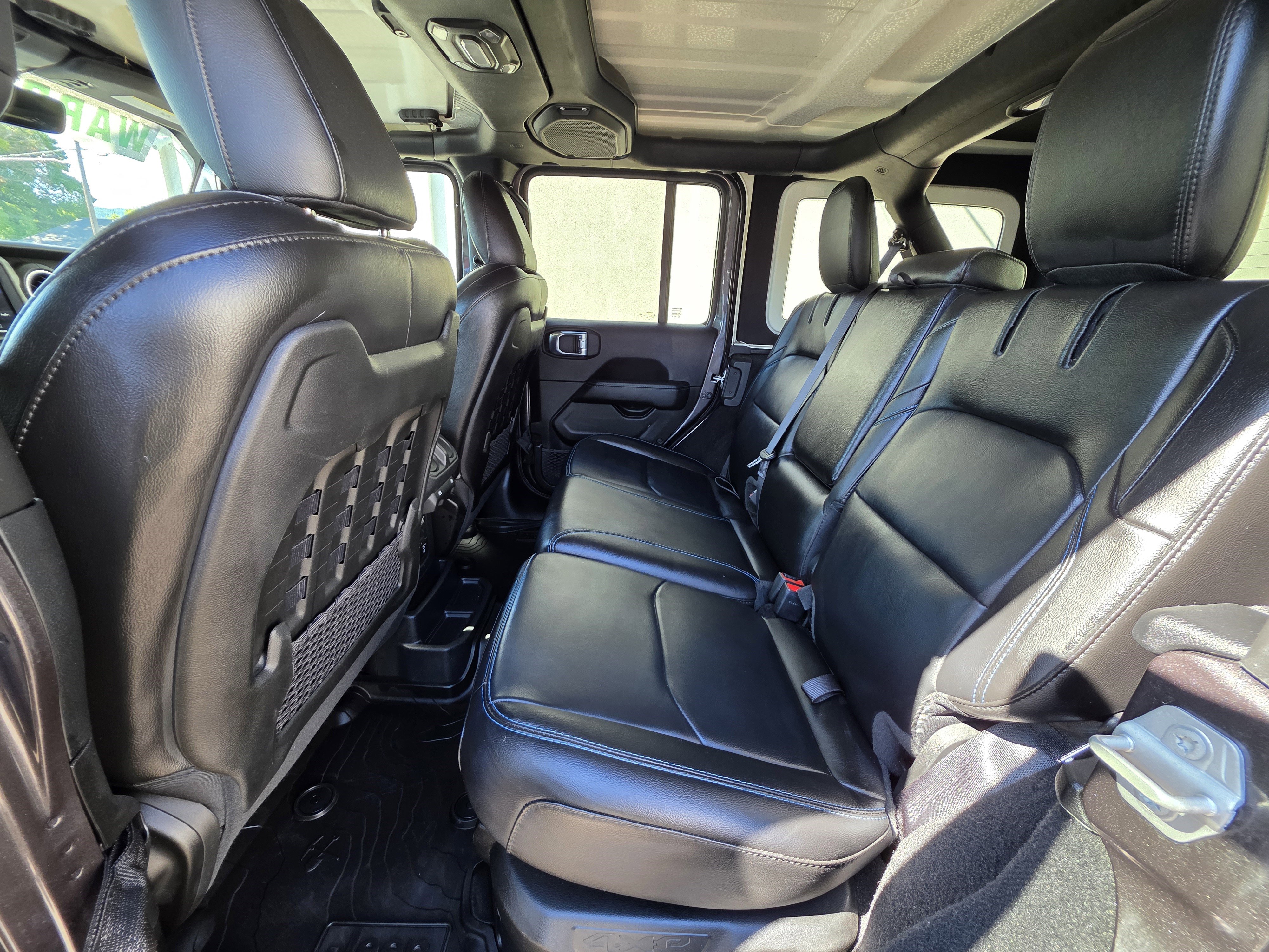 Used 2021 Jeep Wrangler Unlimited Rubicon 4xe w/ Steel Bumper Group image 21