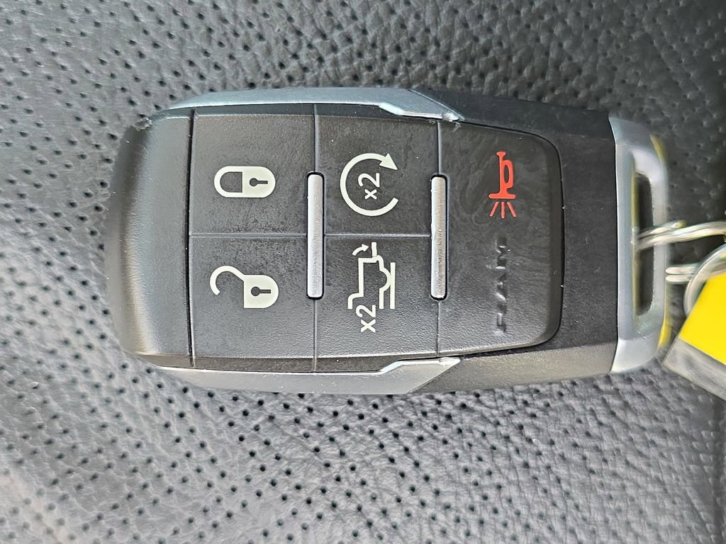 Used 2024 RAM 2500 Laramie w/ Safety Group AWD/4WD image 35