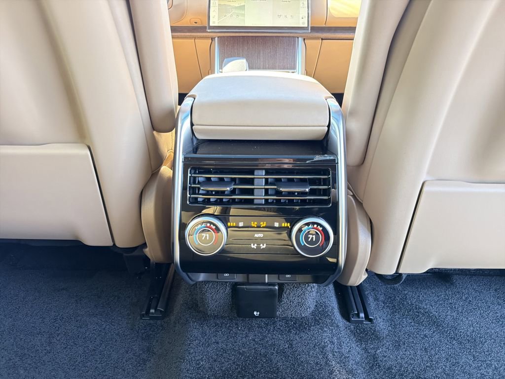 New 2026 Land Rover Range Rover SE AWD/4WD image 19