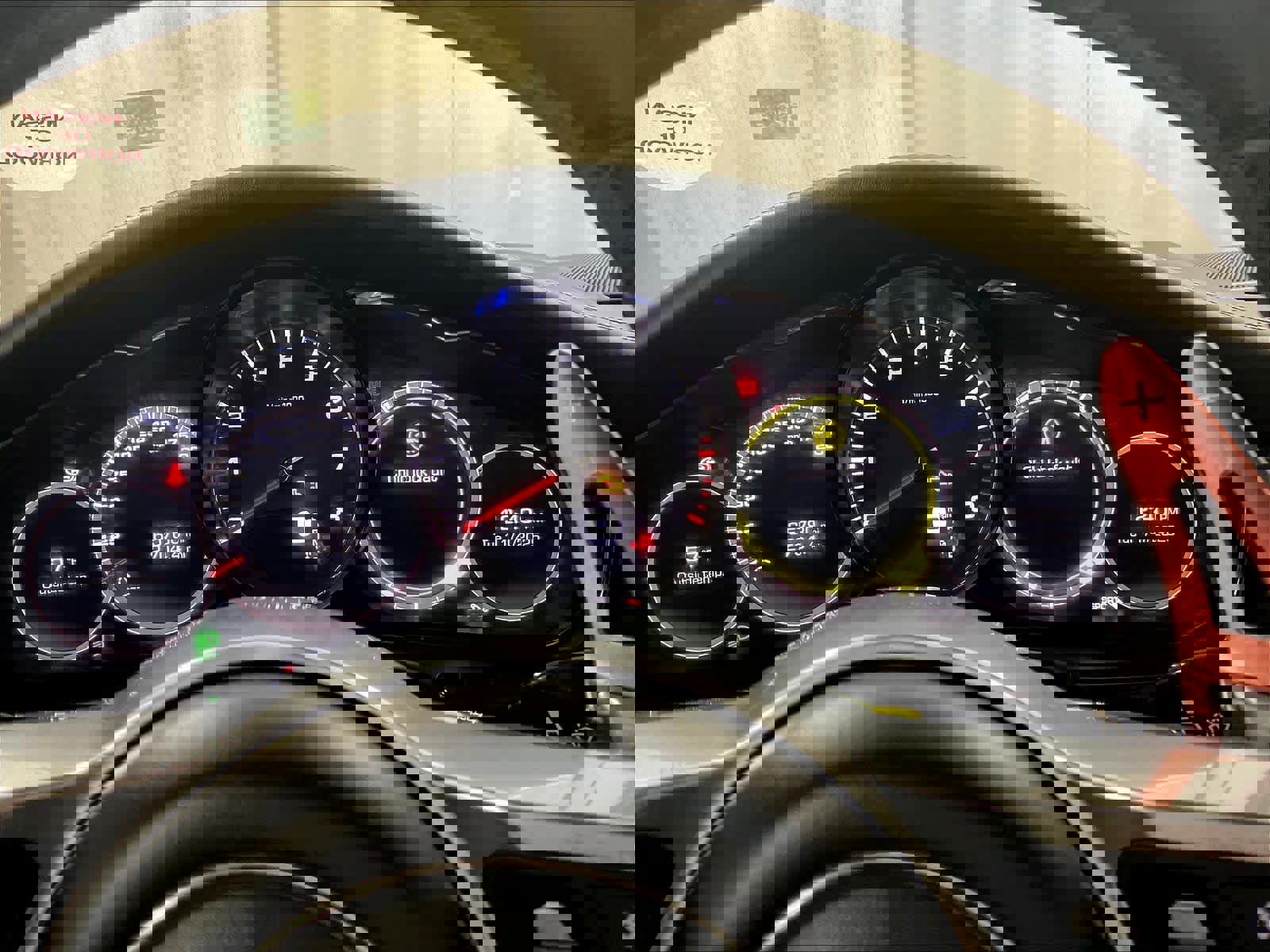 Used 2018 Porsche Panamera 4S image 24