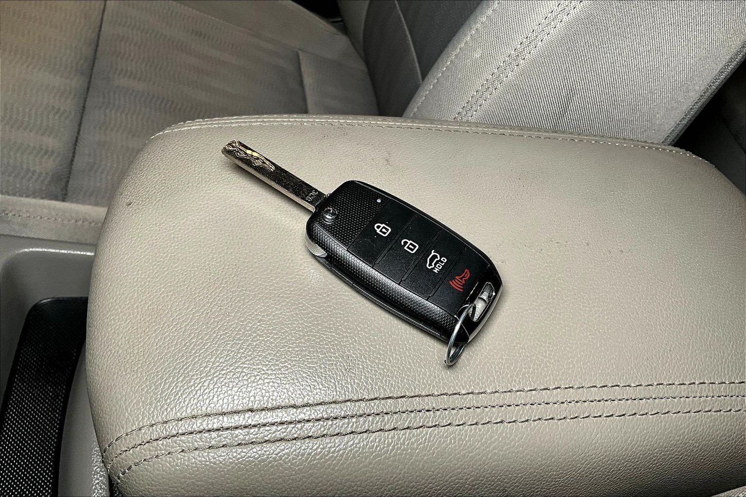 Used 2020 Kia Sportage LX FWD image 34