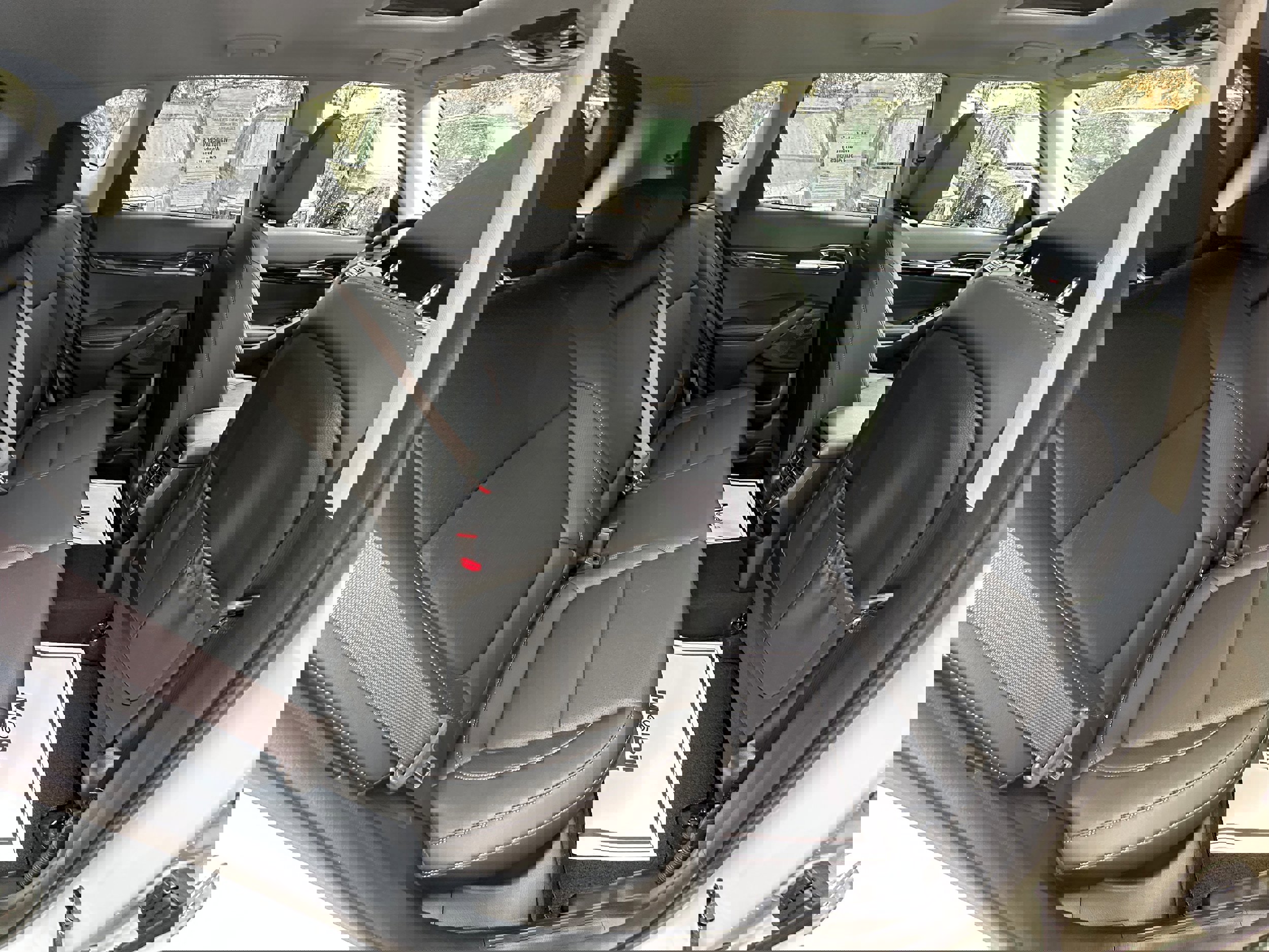 Used 2023 Kia Seltos EX image 16