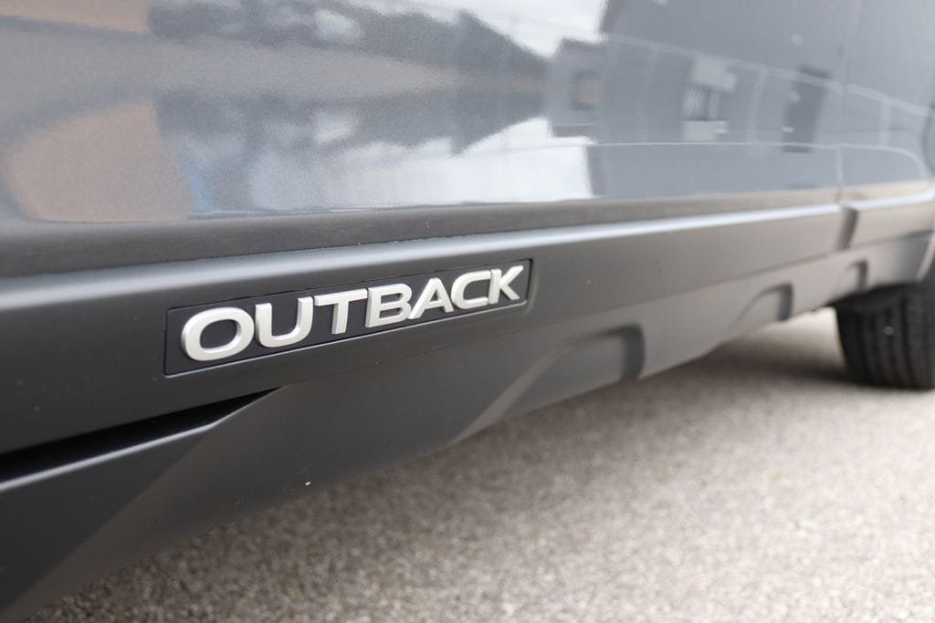 Used 2019 Subaru Outback 2.5i AWD/4WD image 37