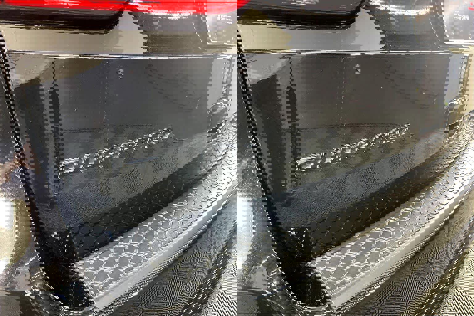 Used 2023 Dodge Durango R/T w/ Hemi Orange Plus Package RWD image 30