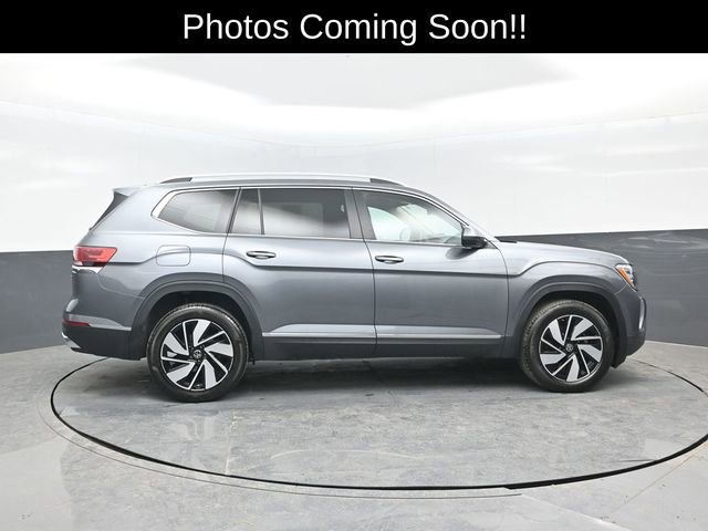 Used 2025 Volkswagen Atlas SEL image 3