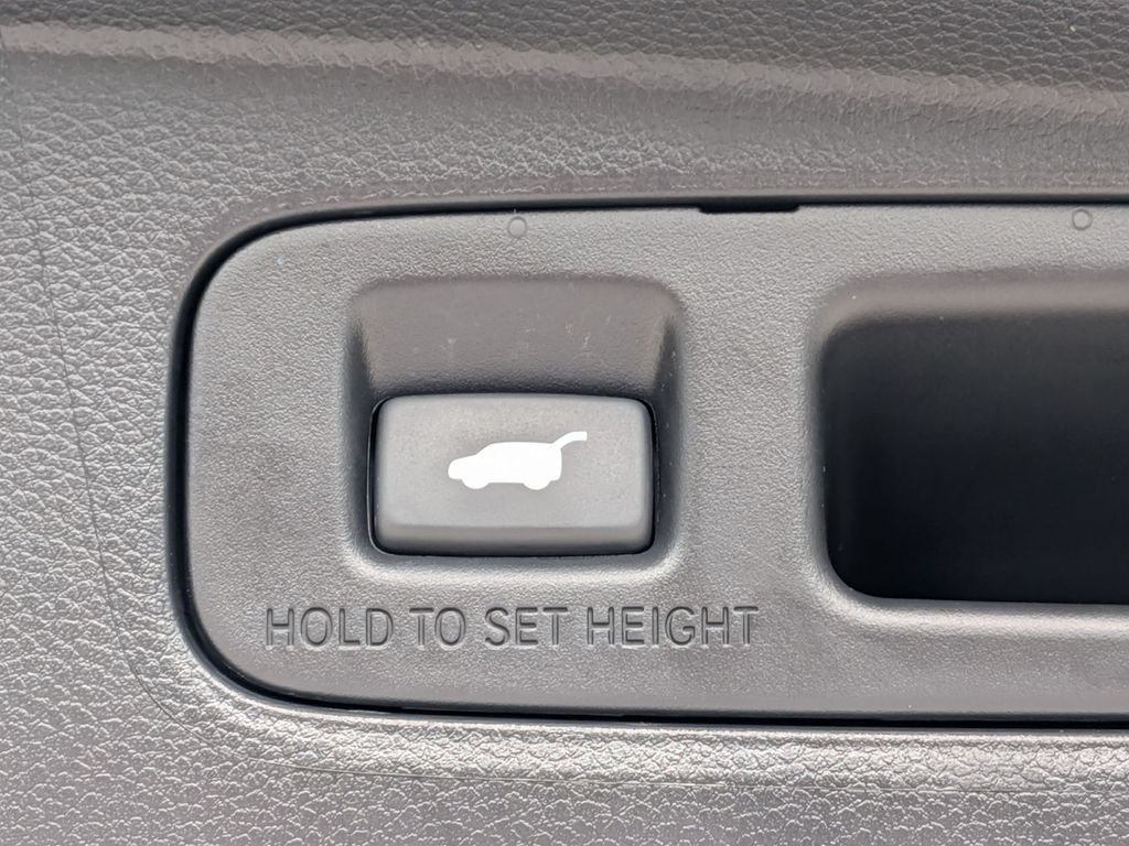 Used 2025 Honda CR-V EX-L image 31