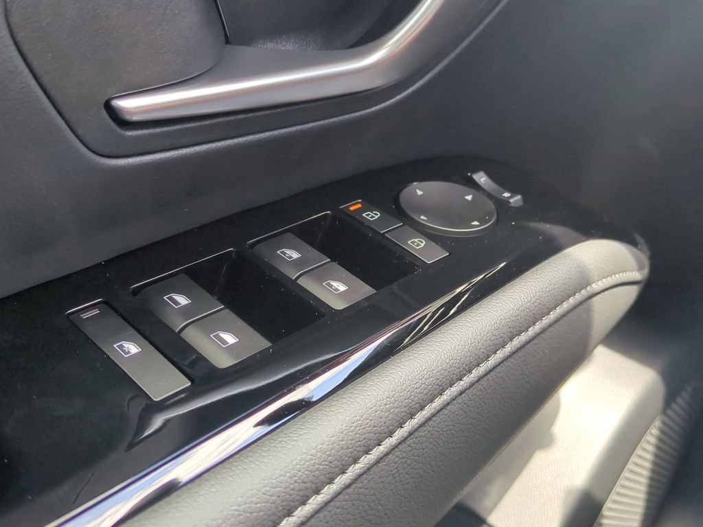 New 2026 Hyundai Tucson Limited AWD/4WD image 32