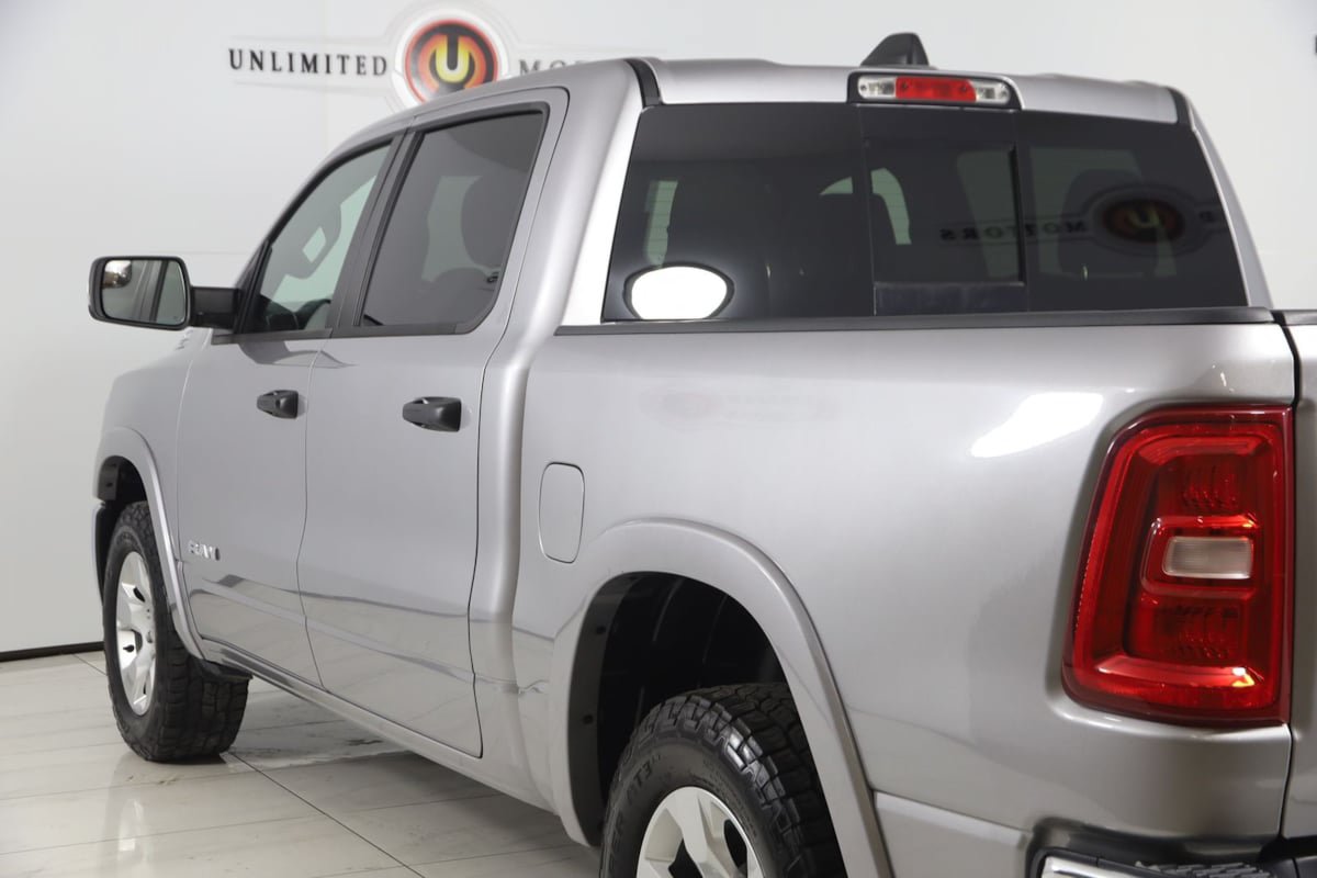 Used 2025 RAM 1500 Big Horn AWD/4WD image 35