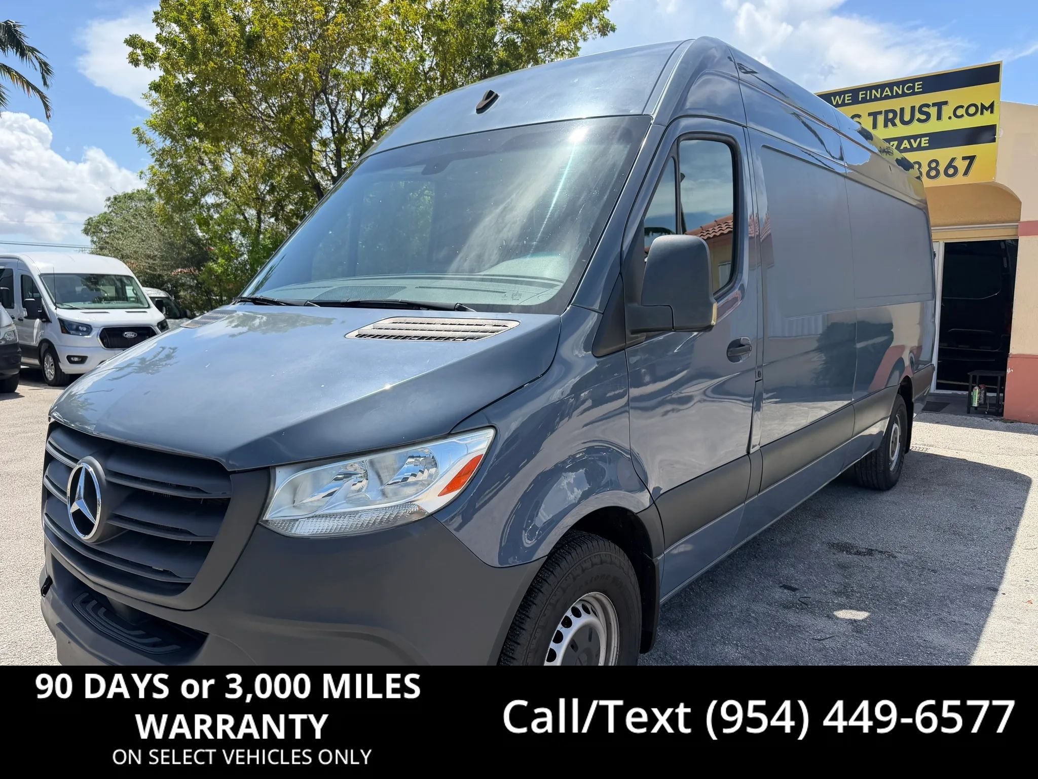 Used 2019 Mercedes-Benz Sprinter 2500 170 Extended Cargo image 1