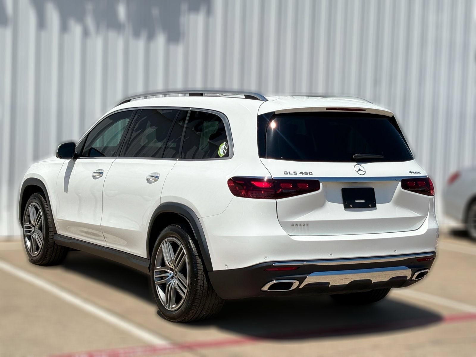 Used 2024 Mercedes-Benz GLS 450 4MATIC image 7