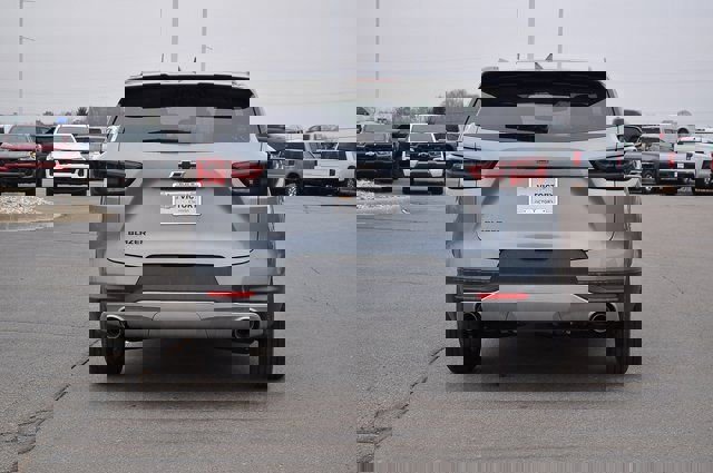 New 2025 Chevrolet Blazer LT w/ Convenience Package image 4