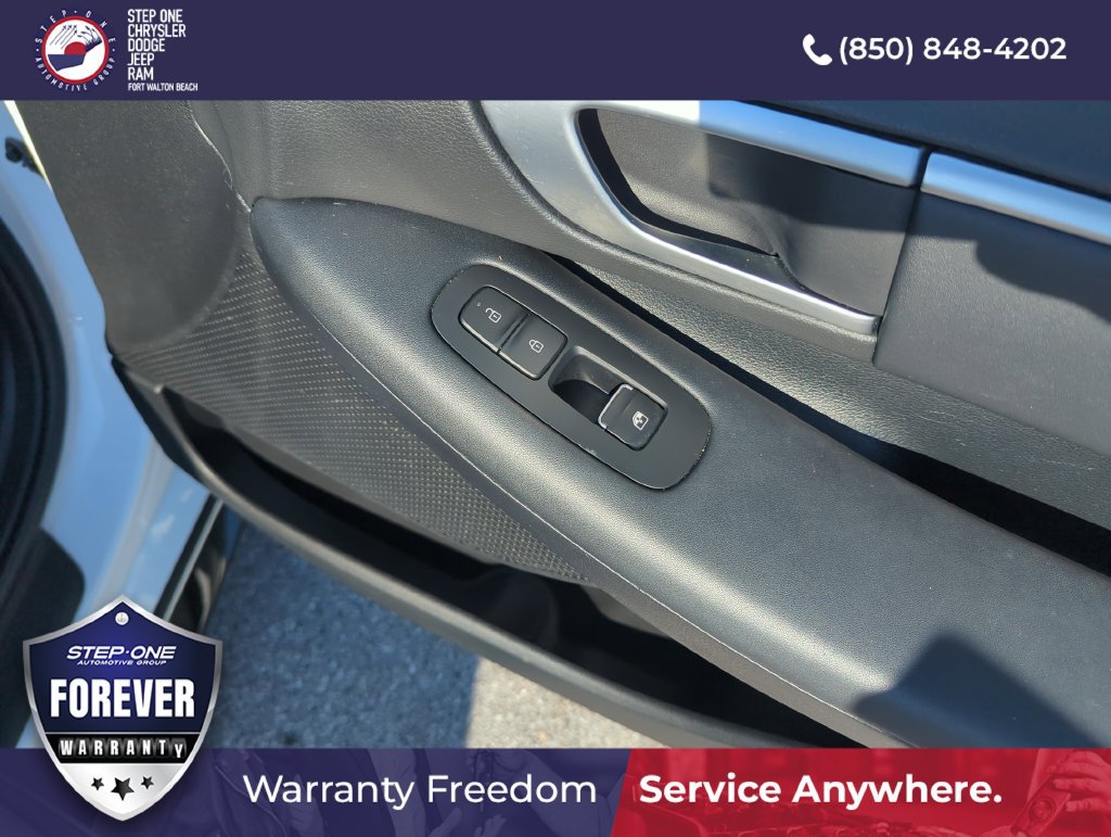 Used 2025 Hyundai Sonata SEL FWD image 30