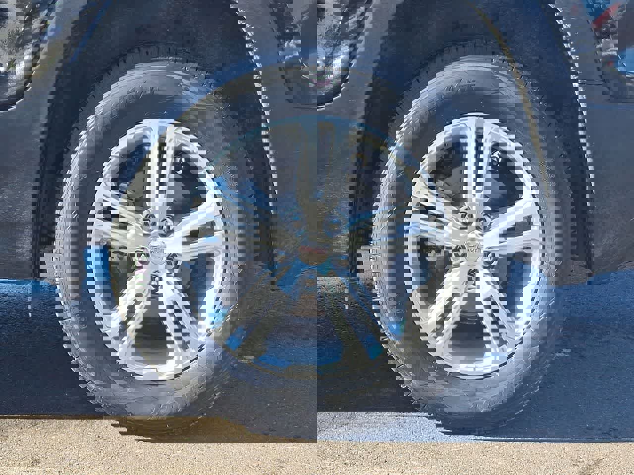 Used 2024 GMC Terrain SLE image 29