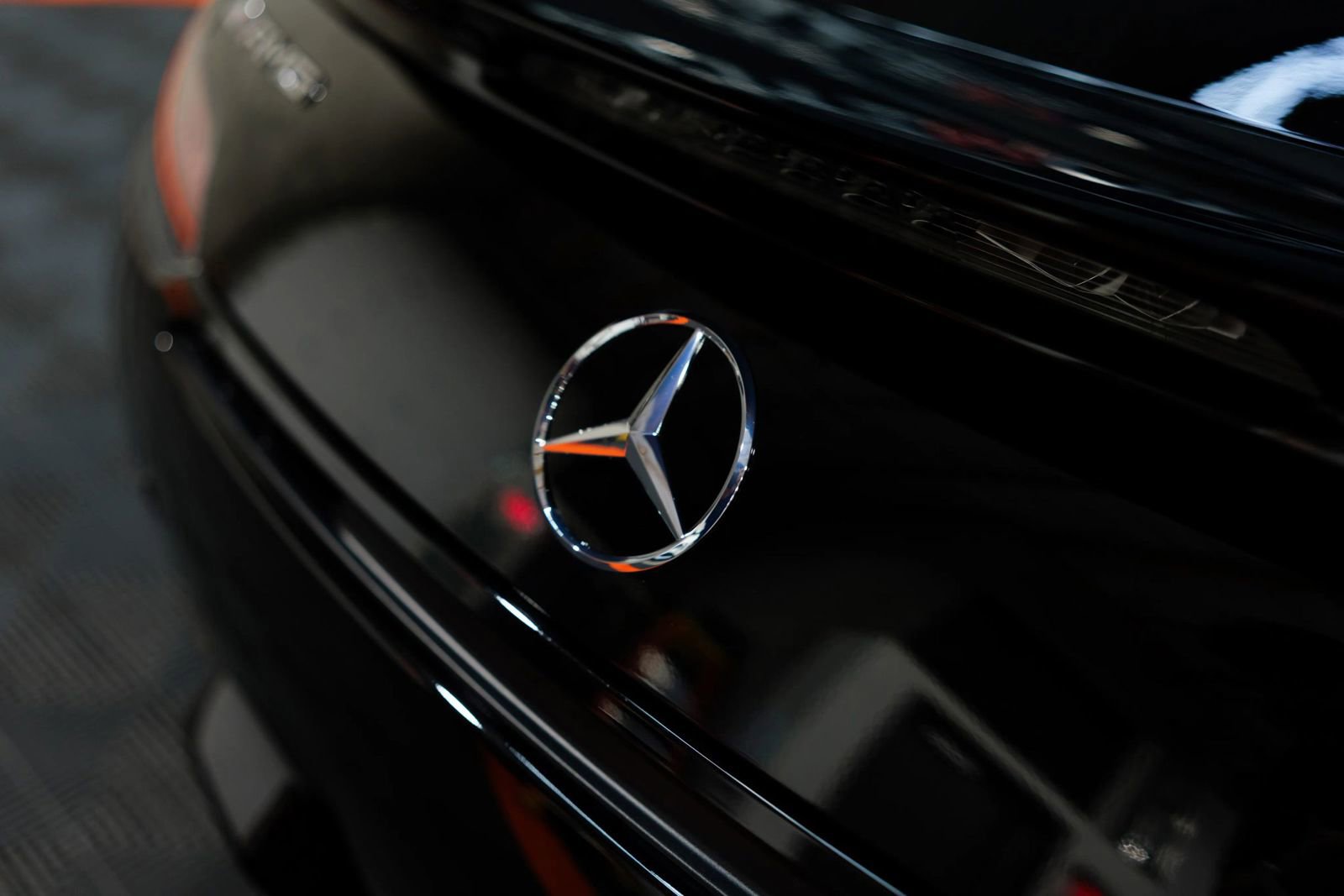 Used 2018 Mercedes-Benz AMG GT R image 22