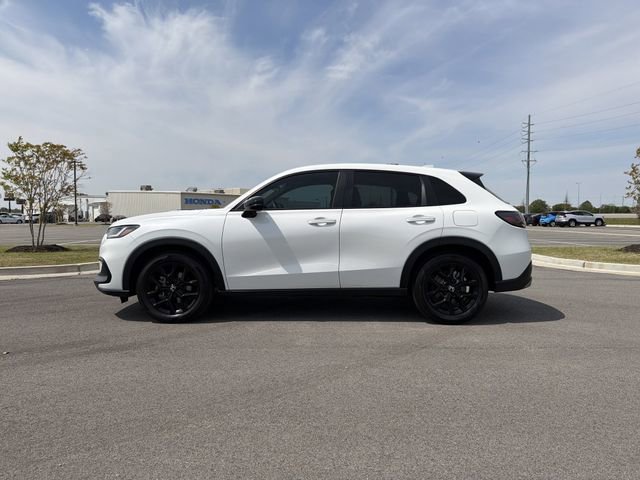 Certified 2025 Honda HR-V Sport image 2