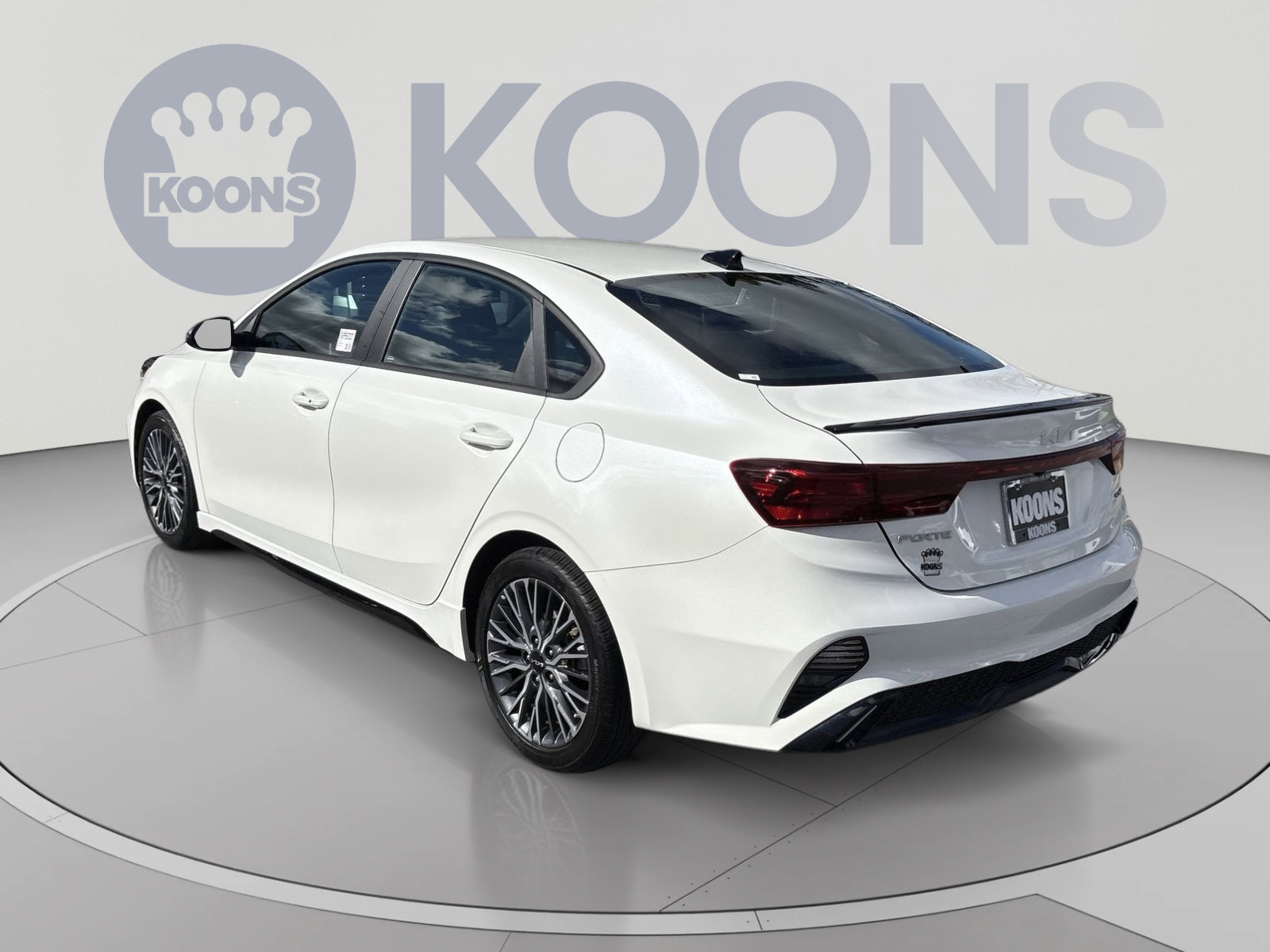 Used 2023 Kia Forte GT-Line FWD image 4
