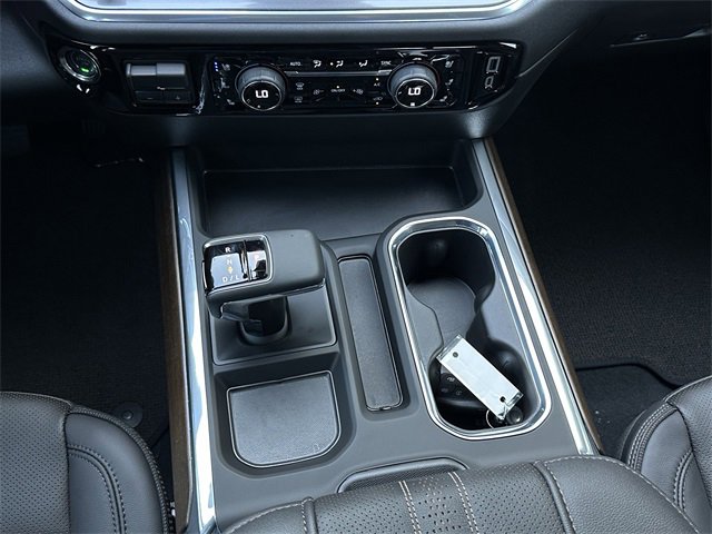 New 2026 Chevrolet Silverado 1500 High Country w/ Midnight Edition image 17