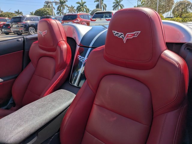 Used 2013 Chevrolet Corvette Convertible w/ 3LT Preferred Equipment Group image 17