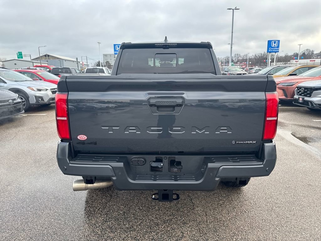 Used 2025 Toyota Tacoma TRD Sport image 6