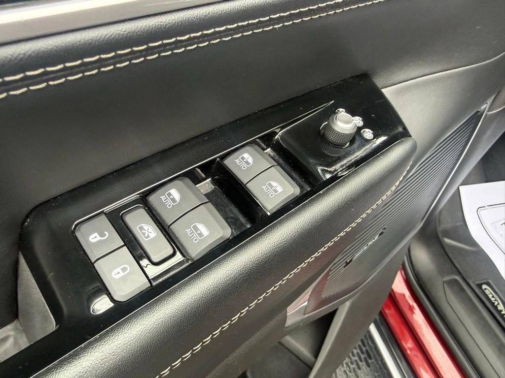 Used 2022 Jeep Wagoneer Series II w/ Premium Group I image 15