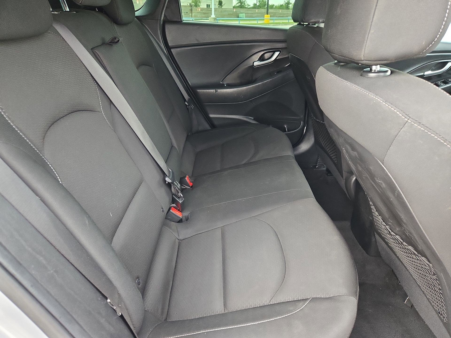 Used 2020 Hyundai Elantra GT image 27